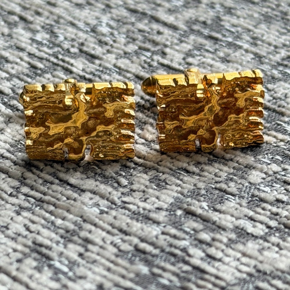 VINTAGE Christian DIOR Rectangle Gold Tone Cufflinks Textured Nugget Brutalist
